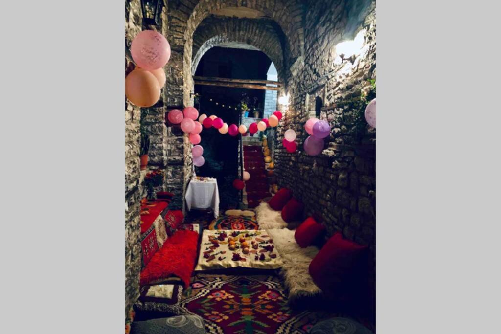 Kubeja Guest House Gjirokastër Exterior foto
